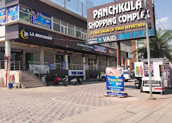 1758264458Hariom Sharma.jpg